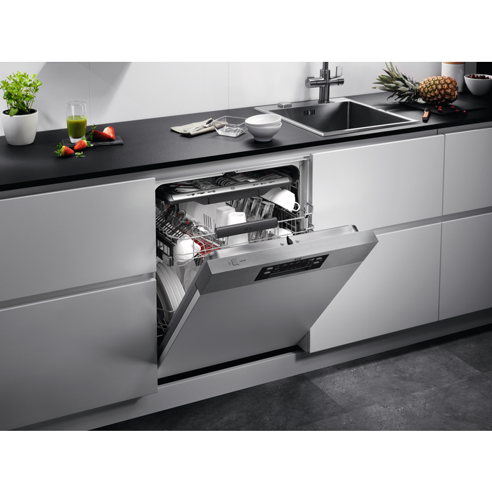 AEG - Integrerad diskmaskin 45-60 cm - FEE73716PM