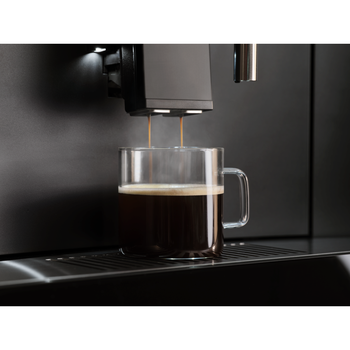 AEG - Integrerad kaffemaskin - TC8NK7B