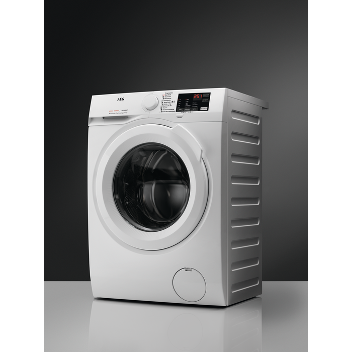 AEG - Tvättmaskin 8kg - LR612E84O