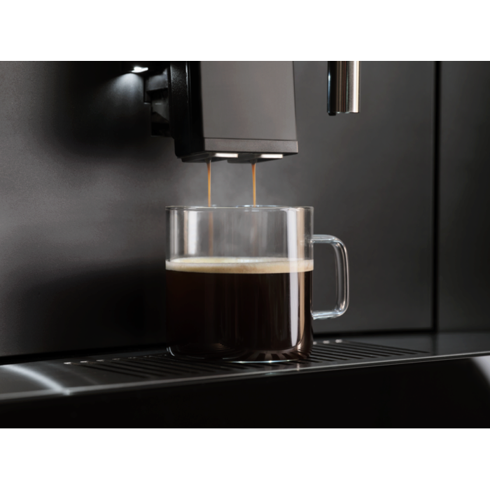AEG - Integrerad kaffemaskin - TC8NK7B