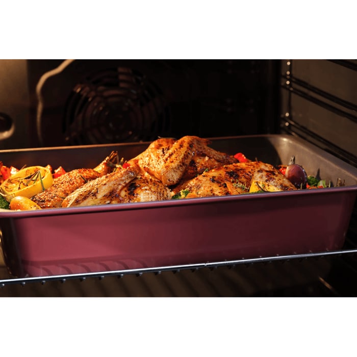 Built to handle high-heat baking and roasting