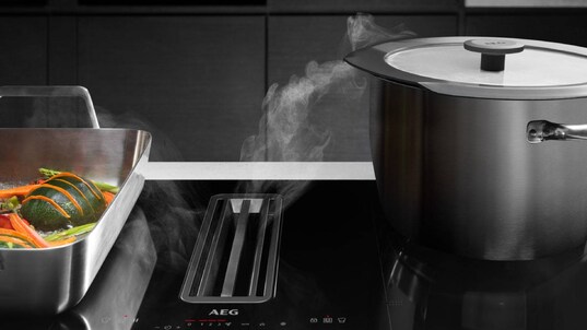 Steam vented lids