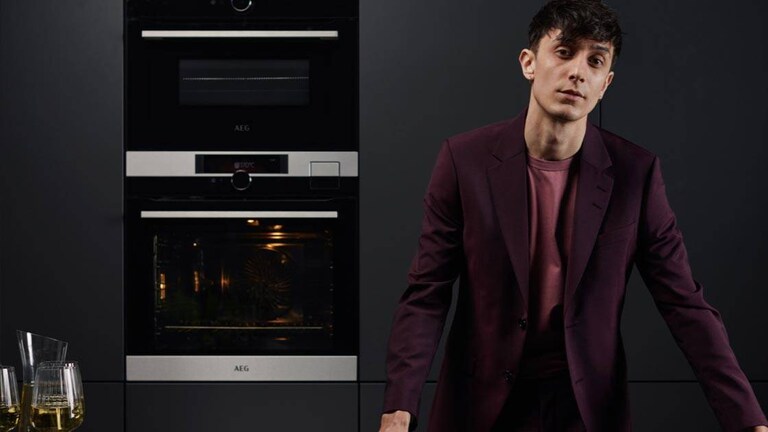 ugnar integrerade i ett kök