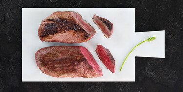 Jämförelse som visar vilken skillnad sous vide gör vid tillagning av ankbröst