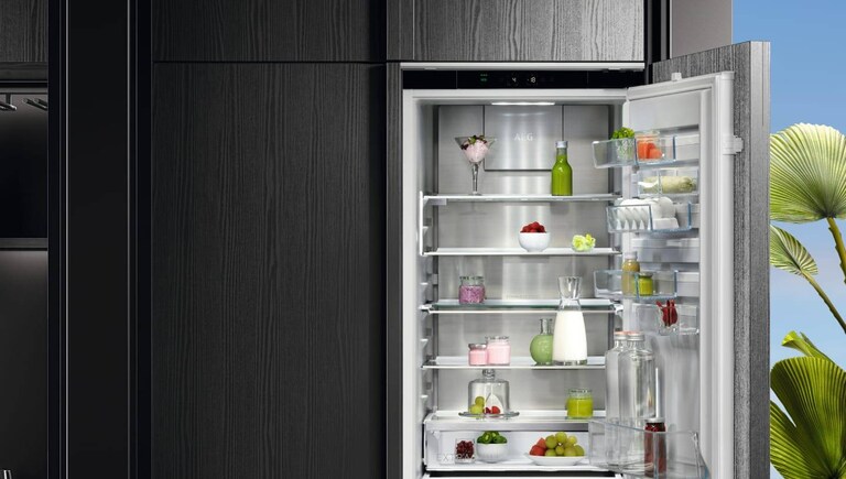 AEG-kyl fylld med mat.