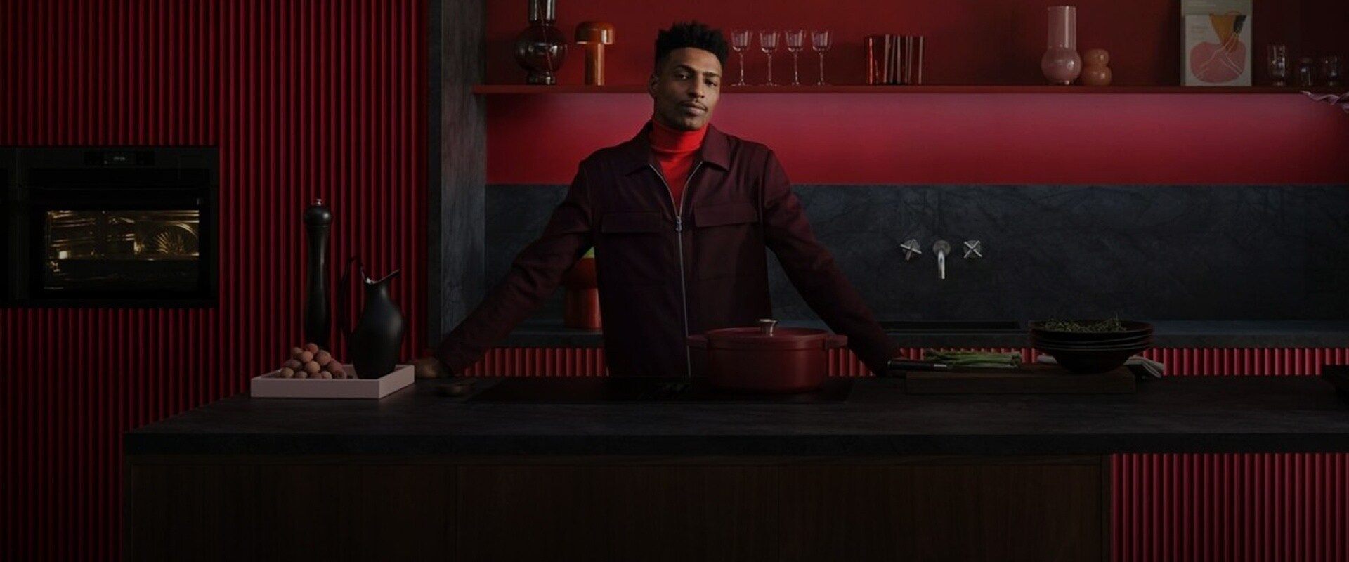 Kompaktugn smälter snyggt in i köksinredningen